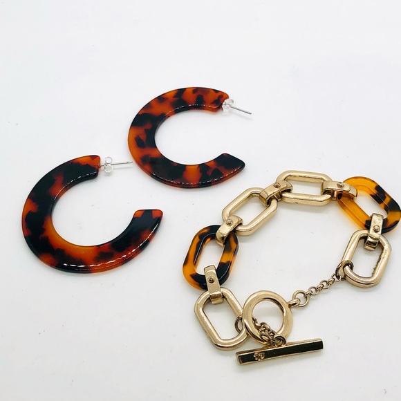 Vintage Tortoise Resin Jewelry - Picture 8 of 13